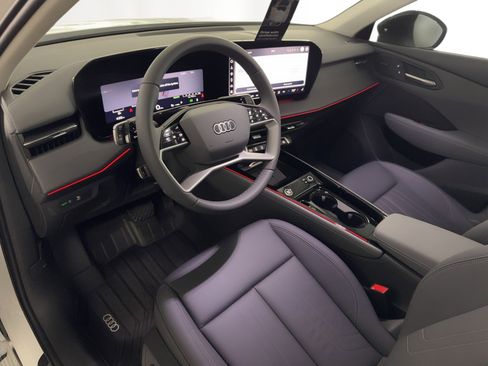 New 2026 Audi Q3 quattro 2.0T image 4