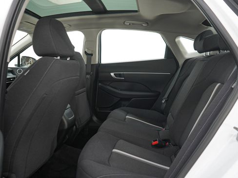 Certified 2025 Hyundai Sonata SEL FWD image 12