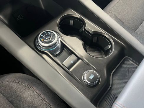 Used 2026 Ford Explorer Active image 15