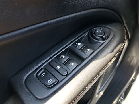 Used 2020 Jeep Compass Sport FWD image 25