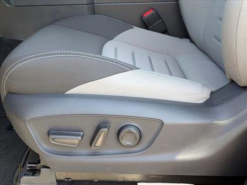 New 2025 Toyota Tacoma TRD Off-Road image 4