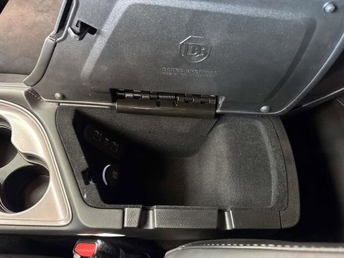 Used 2023 Dodge Challenger R/T w/ Plus Package image 18