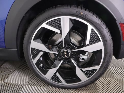 New 2026 MINI Cooper 2-Door Hardtop image 31