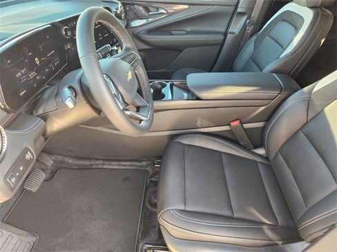 New 2026 Chevrolet Blazer EV LT image 10