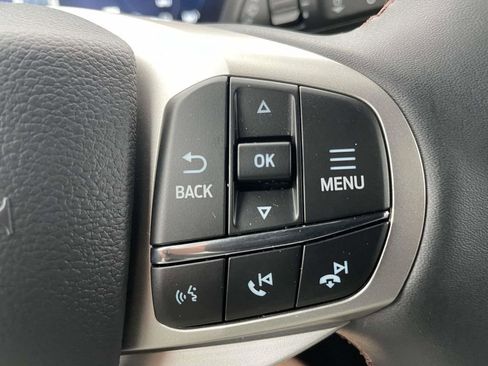 New 2026 Ford Explorer Active RWD image 21