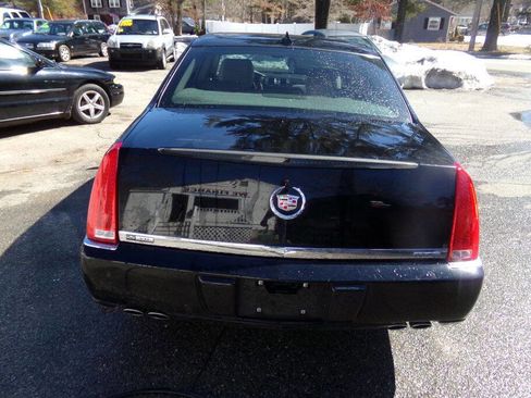 Used 2010 Cadillac DTS Premium w/ Driver Awareness Package FWD image 6