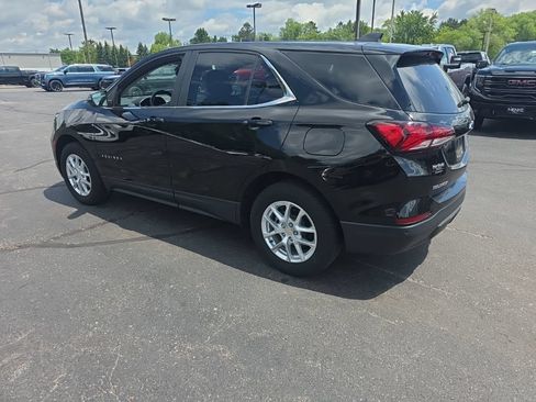 Used 2022 Chevrolet Equinox LT AWD/4WD image 9