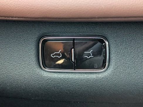 New 2026 Lincoln Navigator Reserve AWD/4WD image 24