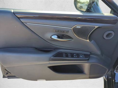 Used 2019 Lexus ES 350 FWD image 10