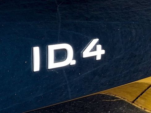 Used 2023 Volkswagen ID.4 Pro RWD image 30
