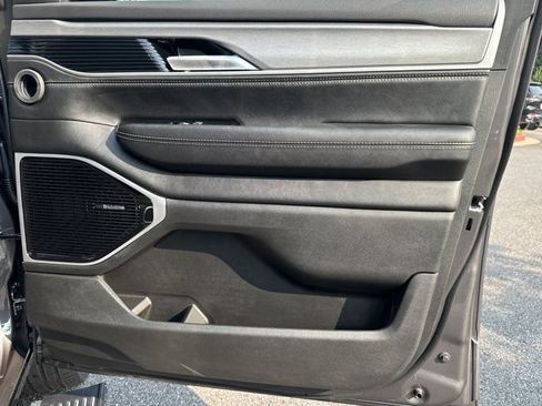 New 2026 Jeep Grand Wagoneer Limited AWD/4WD image 16