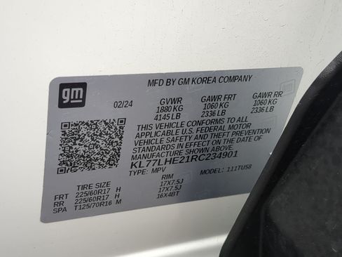Used 2024 Chevrolet Trax LT w/ Driver Confidence Package FWD image 31
