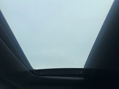 Used 2023 Honda Odyssey Sport image 11