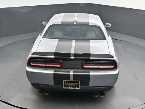 Used 2015 Dodge Challenger R/T Plus image 24