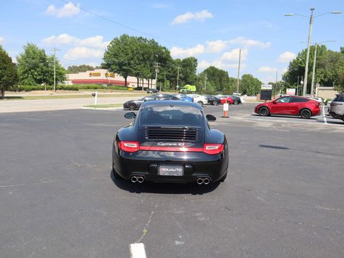 Used 2010 Porsche 911 Carrera S RWD image 9