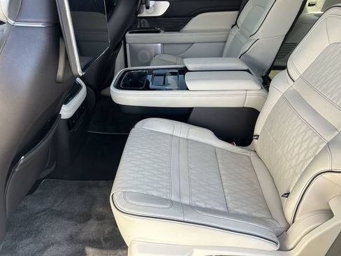 Used 2023 Lincoln Navigator Black Label AWD/4WD image 19