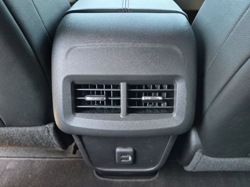 Certified 2023 Chevrolet Equinox RS AWD/4WD image 21
