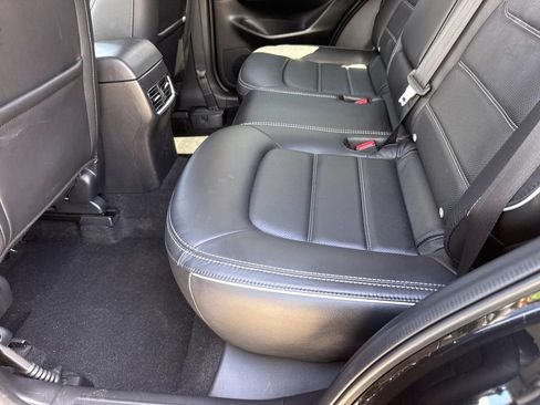 Used 2024 MAZDA CX-5 AWD 2.5 S w/ Preferred Package image 15