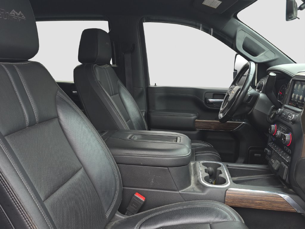 Used 2020 Chevrolet Silverado 3500 High Country w/ Snow Plow Prep/Camper Package AWD/4WD image 19