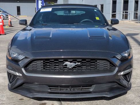 Used 2020 Ford Mustang Premium RWD image 9
