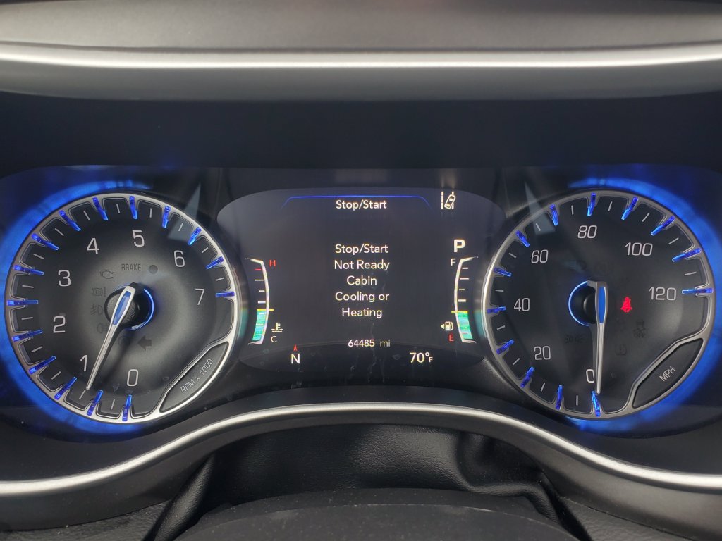 Used 2024 Chrysler Pacifica Touring-L FWD image 13