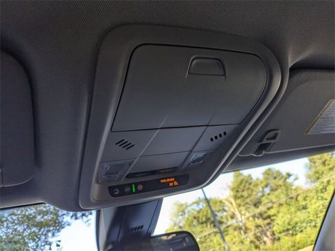 New 2025 Chevrolet Blazer LT image 21