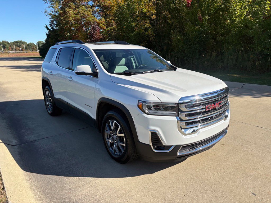 Used 2023 GMC Acadia SLT w/ Technology Package AWD/4WD image 11