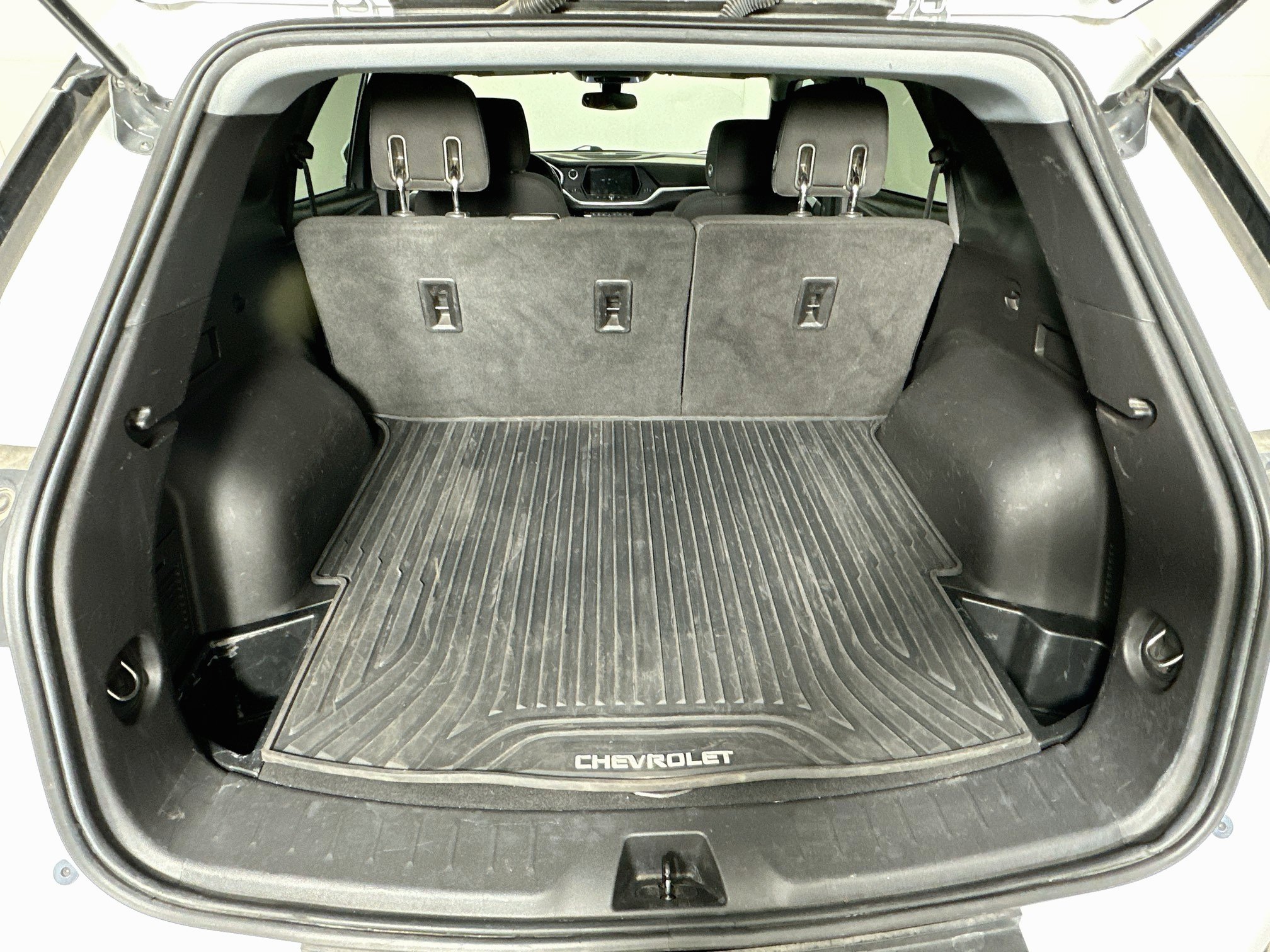 Used 2020 Chevrolet Blazer LT FWD image 26