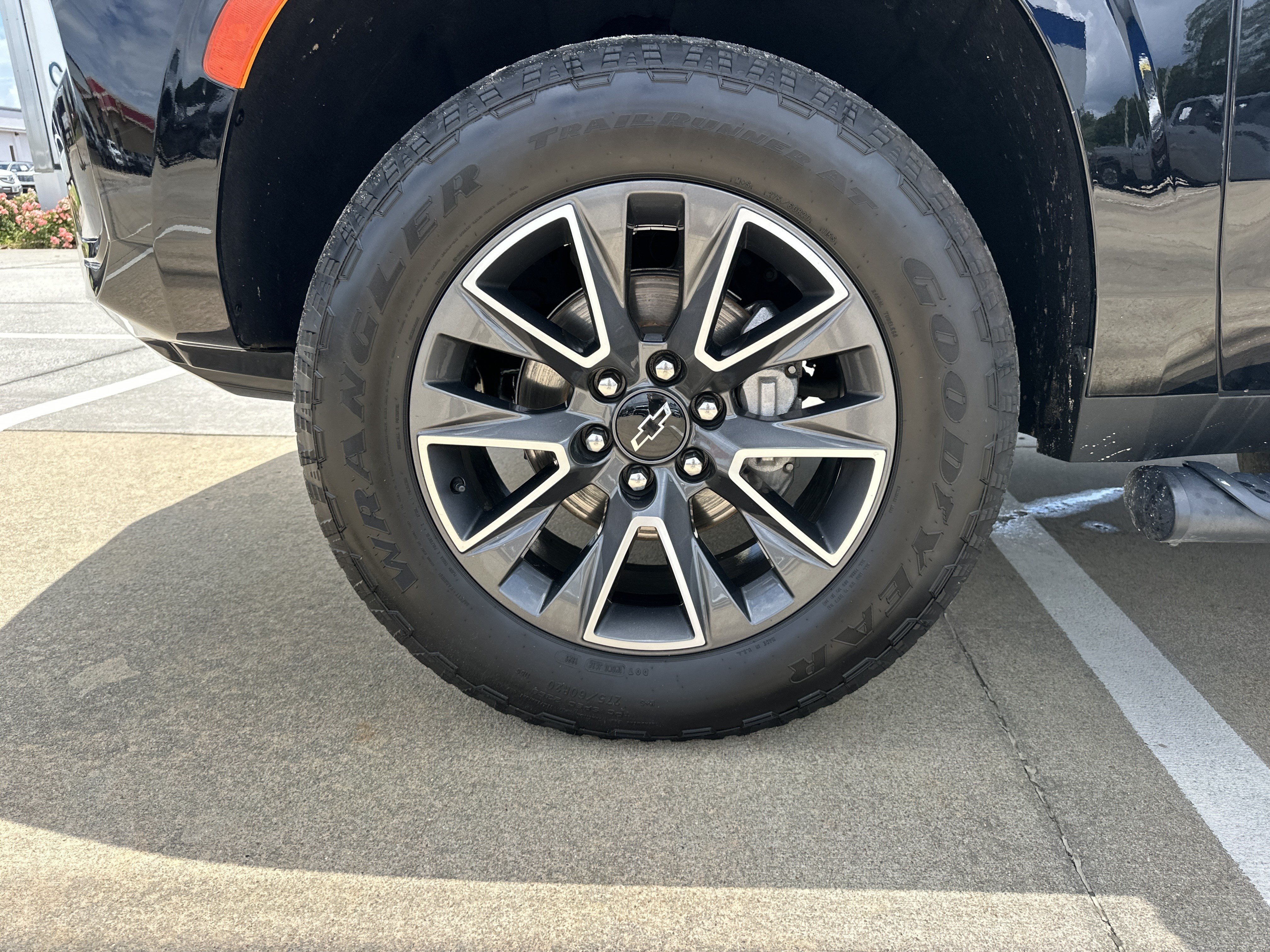 Certified 2023 Chevrolet Tahoe Z71 AWD/4WD image 12
