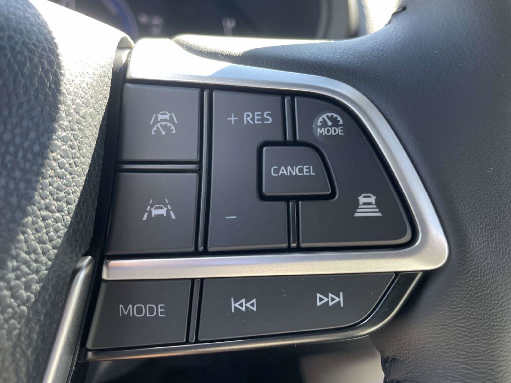 New 2026 Toyota Grand Highlander XLE FWD image 16