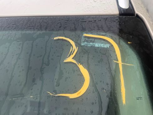 Used 2017 Lincoln MKC Premiere image 33