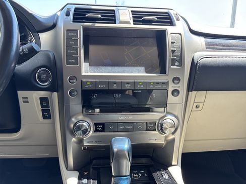 Used 2021 Lexus GX 460 Premium AWD/4WD image 25
