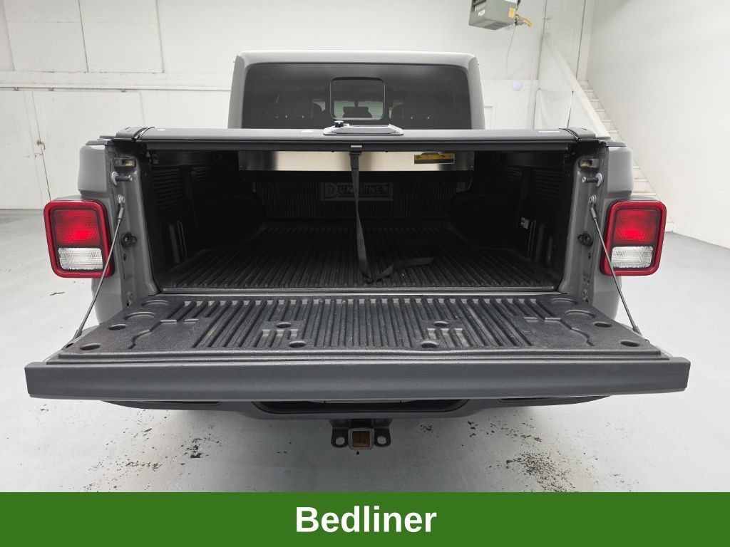 Used 2023 Jeep Gladiator Overland w/ Popular Equipment Package AWD/4WD image 49