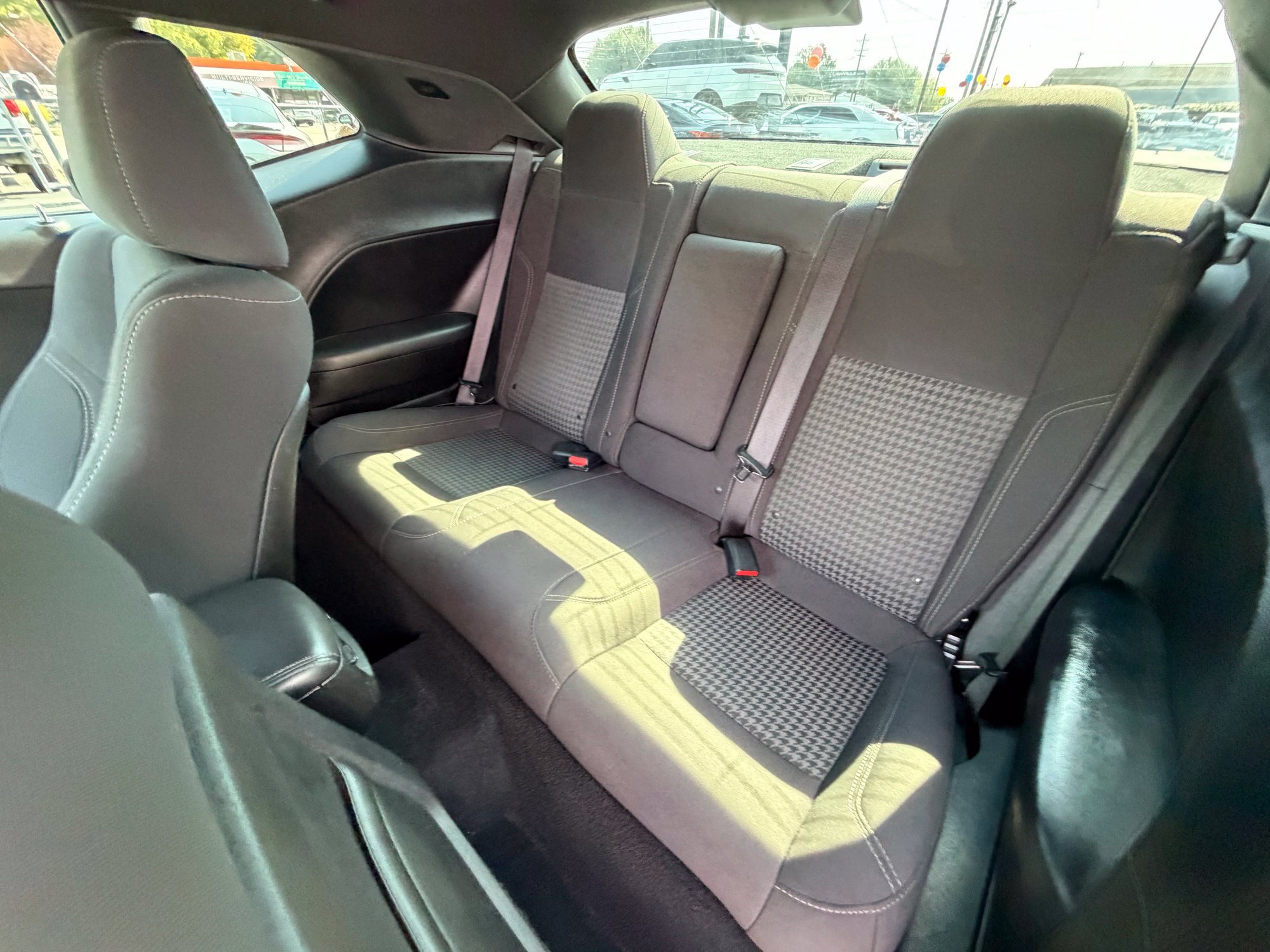 Used 2019 Dodge Challenger SXT RWD image 11