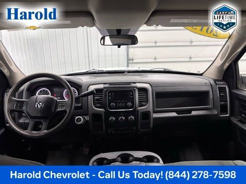 Used 2013 RAM 2500 Tradesman w/ Chrome Appearance Group image 13