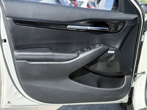 Certified 2022 Kia Seltos SX image 14