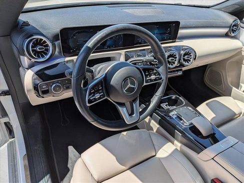 Certified 2020 Mercedes-Benz CLA 250 image 9