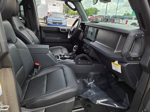 New 2026 Ford Bronco Badlands AWD/4WD image 15