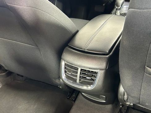 Used 2024 Chevrolet Malibu LT FWD image 12