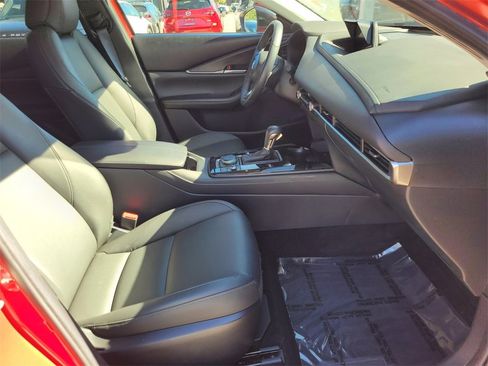 Certified 2024 MAZDA CX-30 AWD 2.5 S w/ Select Sport Pkg image 16