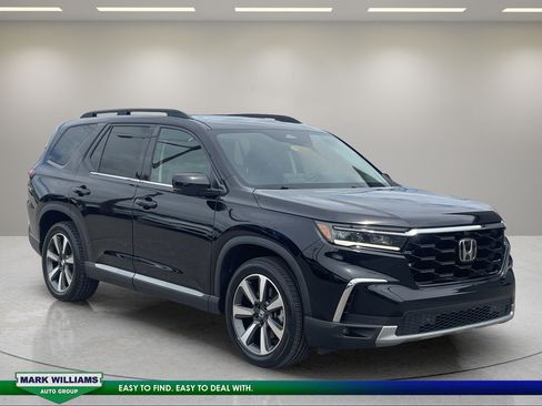 Used 2023 Honda Pilot Elite image 1