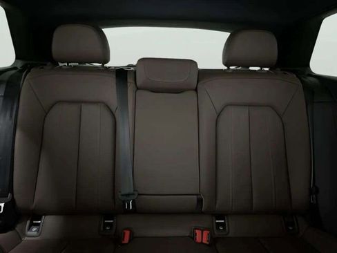 Used 2024 Audi Q4 e-tron Premium Plus w/ Premium Plus image 77