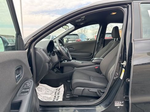 Used 2019 Honda HR-V Sport image 32