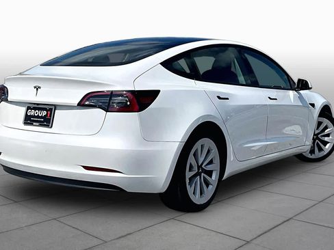 Used 2023 Tesla Model 3 Standard Range RWD image 12