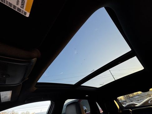 Used 2025 Cadillac XT5 Premium Luxury image 22