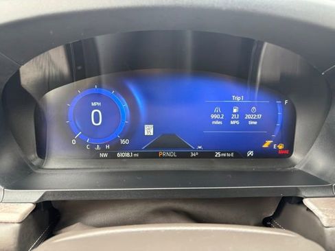 Used 2022 Ford Explorer Platinum w/ Equipment Group 601A image 12