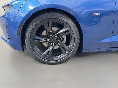 Used 2022 Chevrolet Camaro LT w/ Technology Package RWD image 31