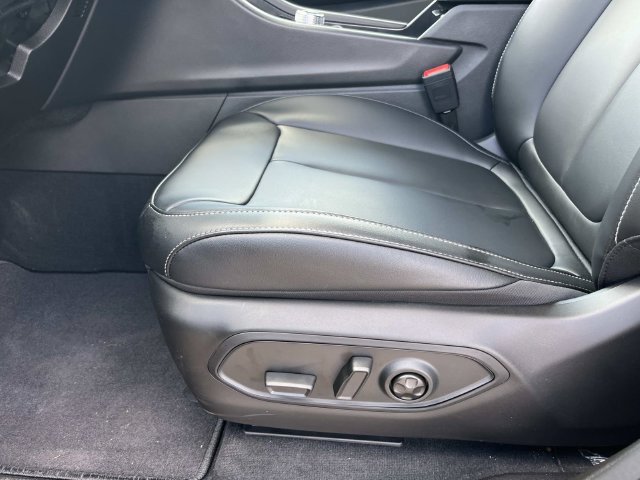 New 2027 Jeep Grand Cherokee Limited AWD/4WD image 24
