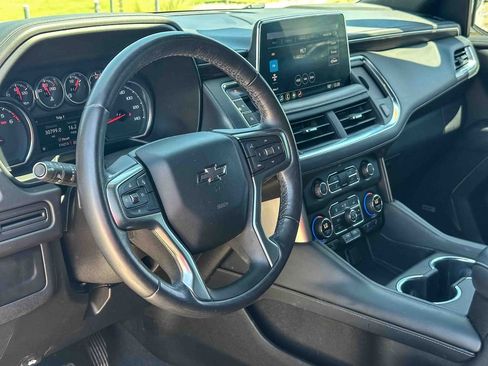 Used 2021 Chevrolet Tahoe Z71 AWD/4WD image 12