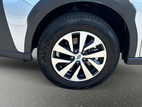 Certified 2025 Subaru Outback w/ Popular Package #1A AWD/4WD image 11